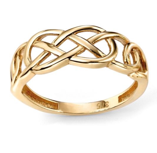 Anello con motivo celtico semplice in oro giallo da 9 ct